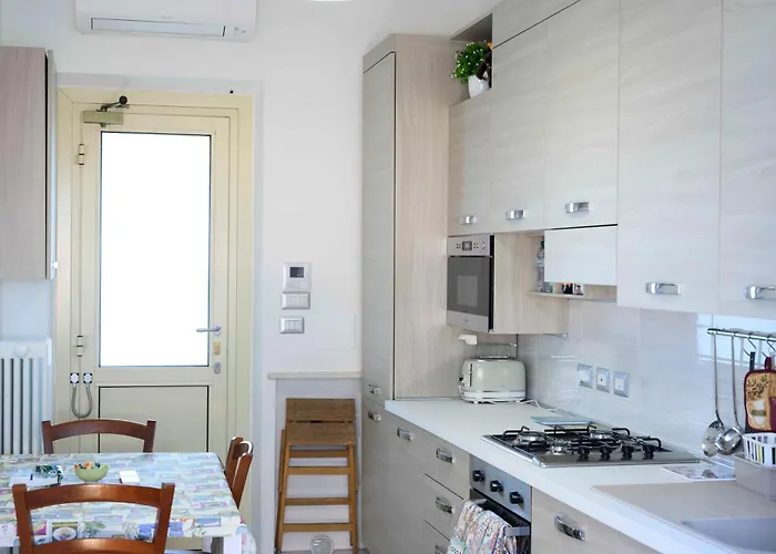 Intero Con Giardino E Colazione Dario * פארמה