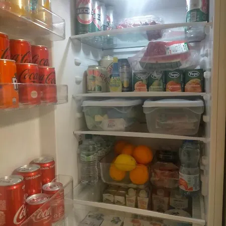Intero Con Giardino E Colazione Dario