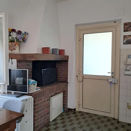 Intero Con Giardino E Colazione Dario Appartement Parma