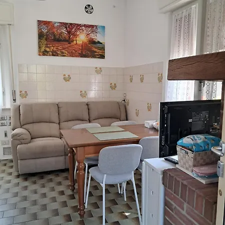 Appartement Intero Con Giardino E Colazione Dario Parma