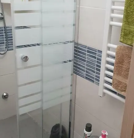 Intero Con Giardino E Colazione Dario Apartamento Parma