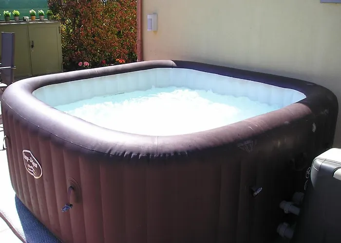 Intero Con Giardino E Colazione Dario Πάρμα