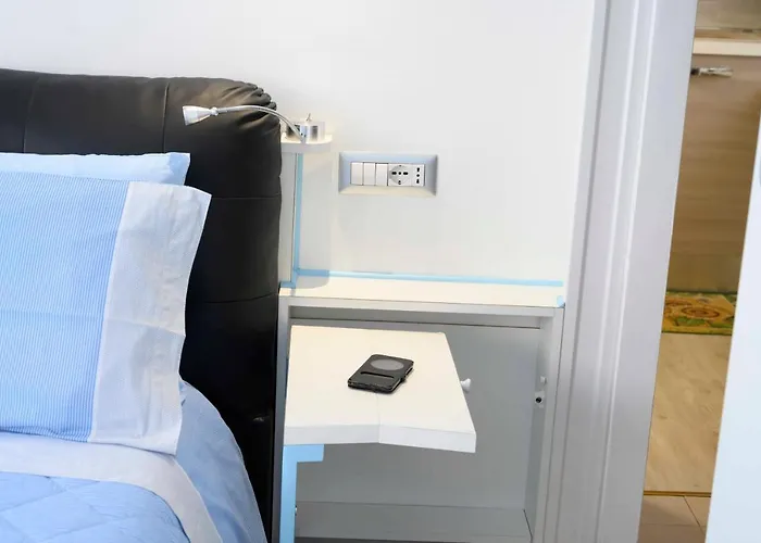 Intero Con Giardino E Colazione Dario